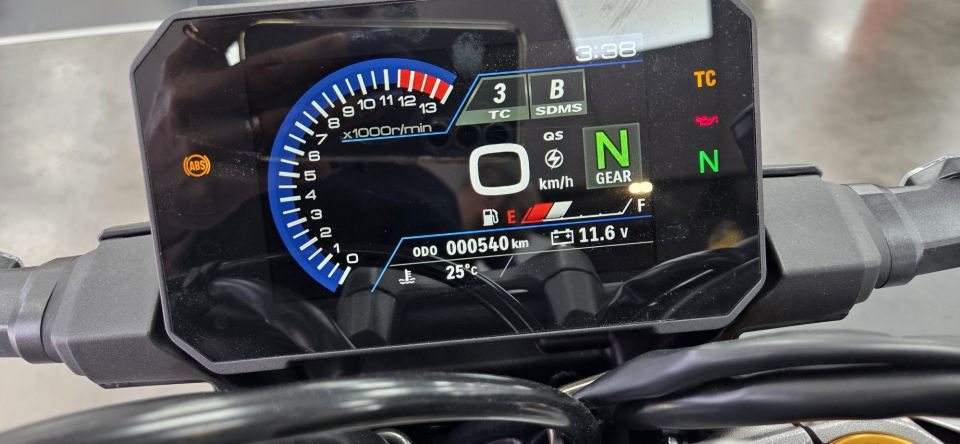 SUZUKI GSX-S 1000 ABS 4