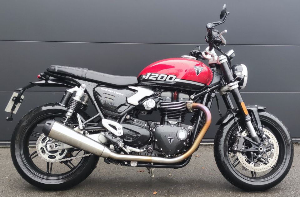 TRIUMPH SPEED TWIN 1200 4