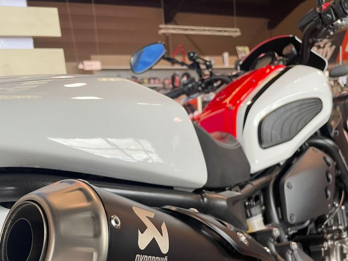 YAMAHA XSR 700 4