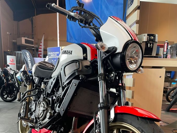 YAMAHA XSR 700 4