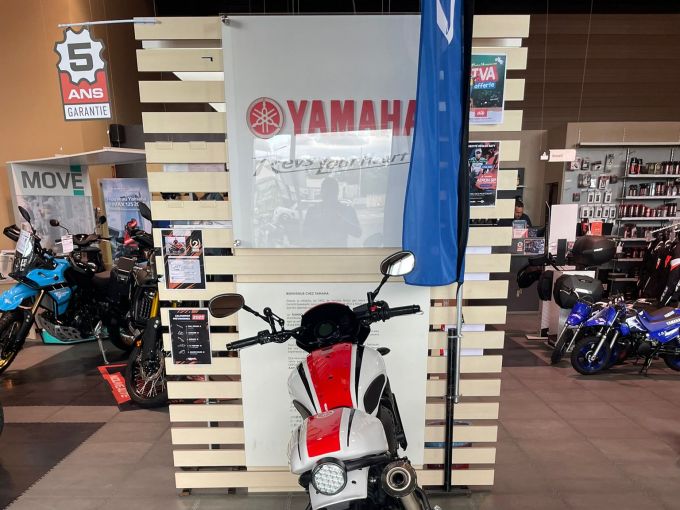 YAMAHA XSR 700 4