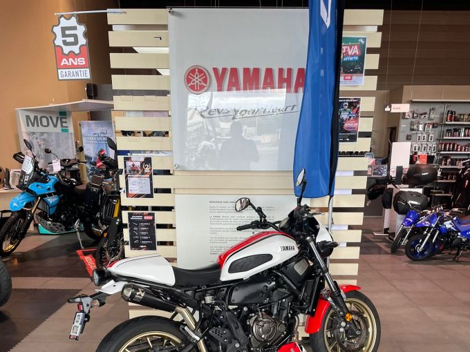 YAMAHA XSR 700 4