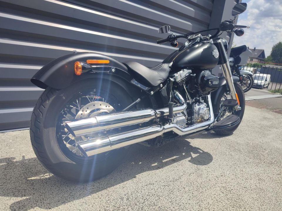 HARLEY-DAVIDSON SOFTAIL SLIM 1690 4