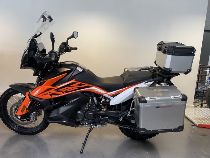 KTM 790 ADVENTURE 4