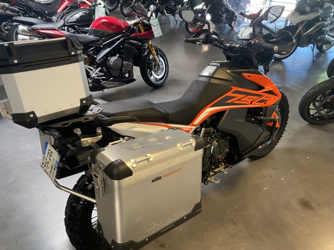 KTM 790 ADVENTURE 4