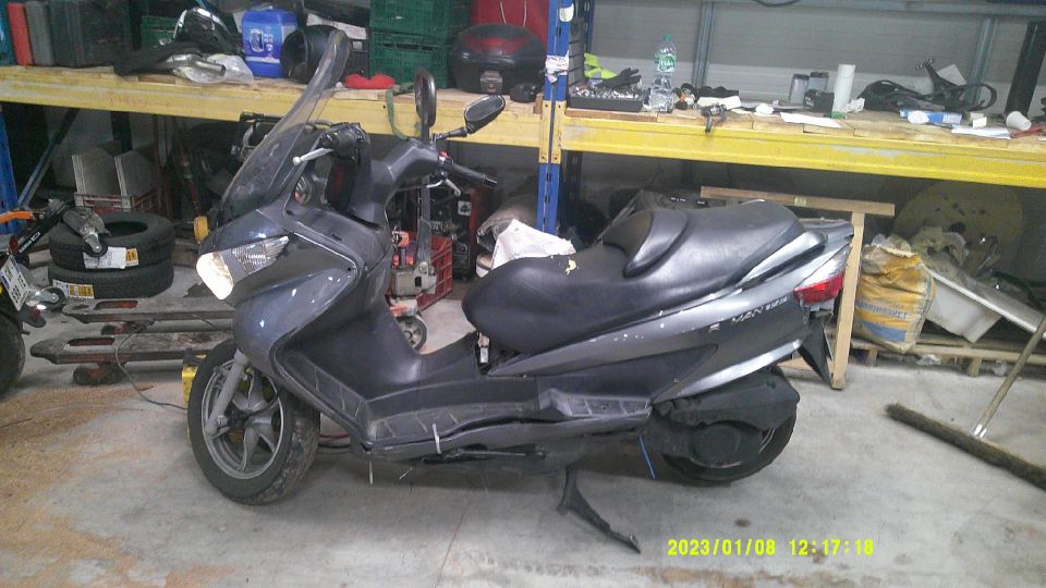 SUZUKI BURGMAN 125 4