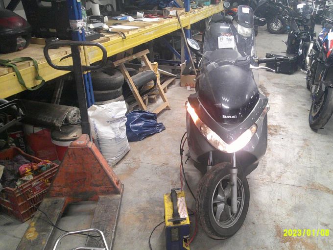 SUZUKI BURGMAN 125 4
