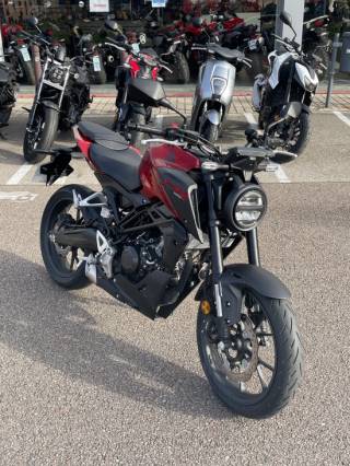 HONDA CB125R - 2025