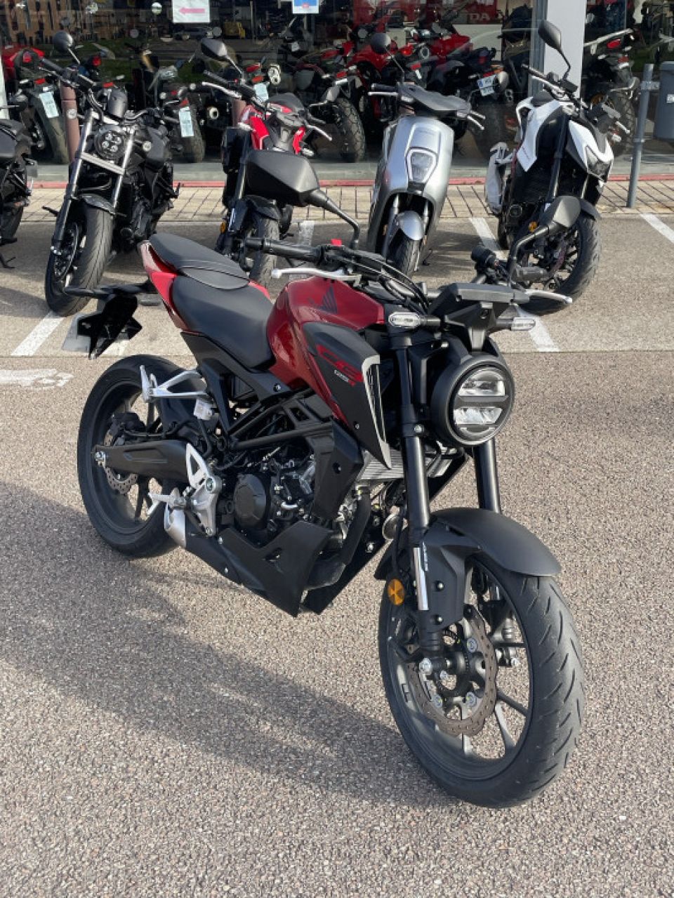 HONDA CB125R 4