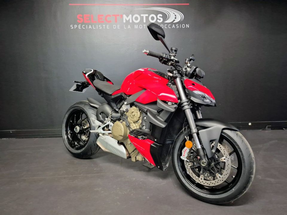 DUCATI Streetfighter V4 4