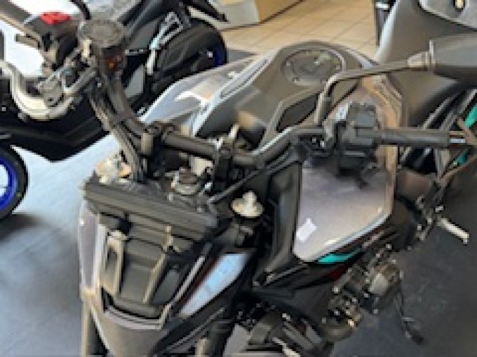YAMAHA MT 09 Y-AMT 35 KW 4