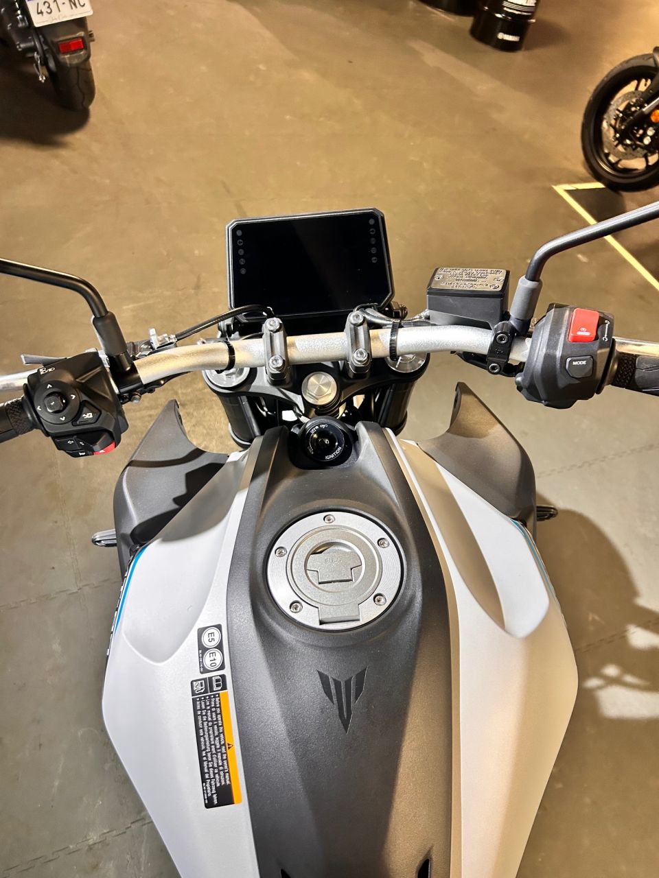 YAMAHA MT-07 (47.5CV) 4