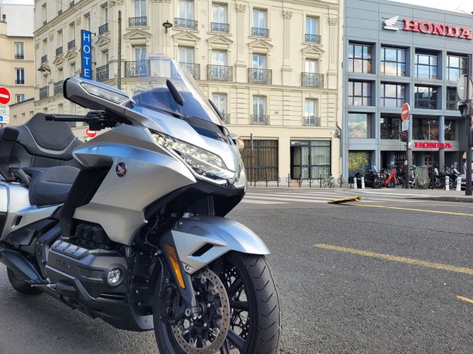HONDA GL 1800 GOLDWING DCT 4