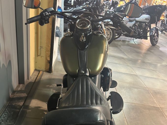 HARLEY-DAVIDSON SOFTAIL SLIM 1800 S 4