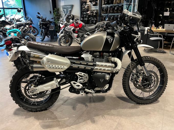 TRIUMPH SCRAMBLER 1200 XC 4