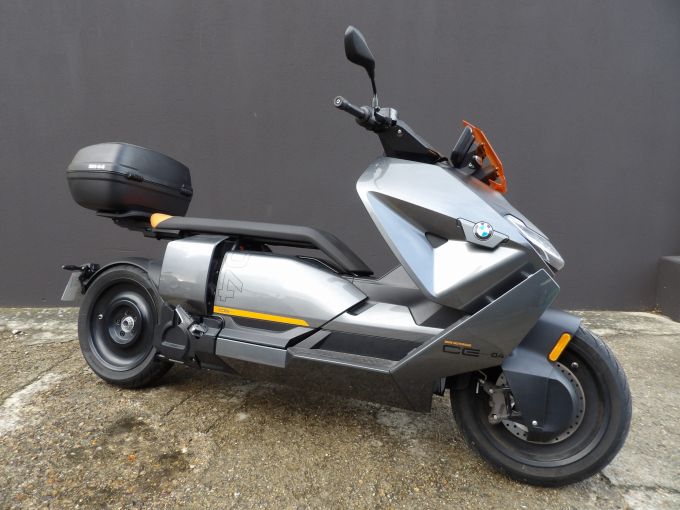 BMW CE 04 4