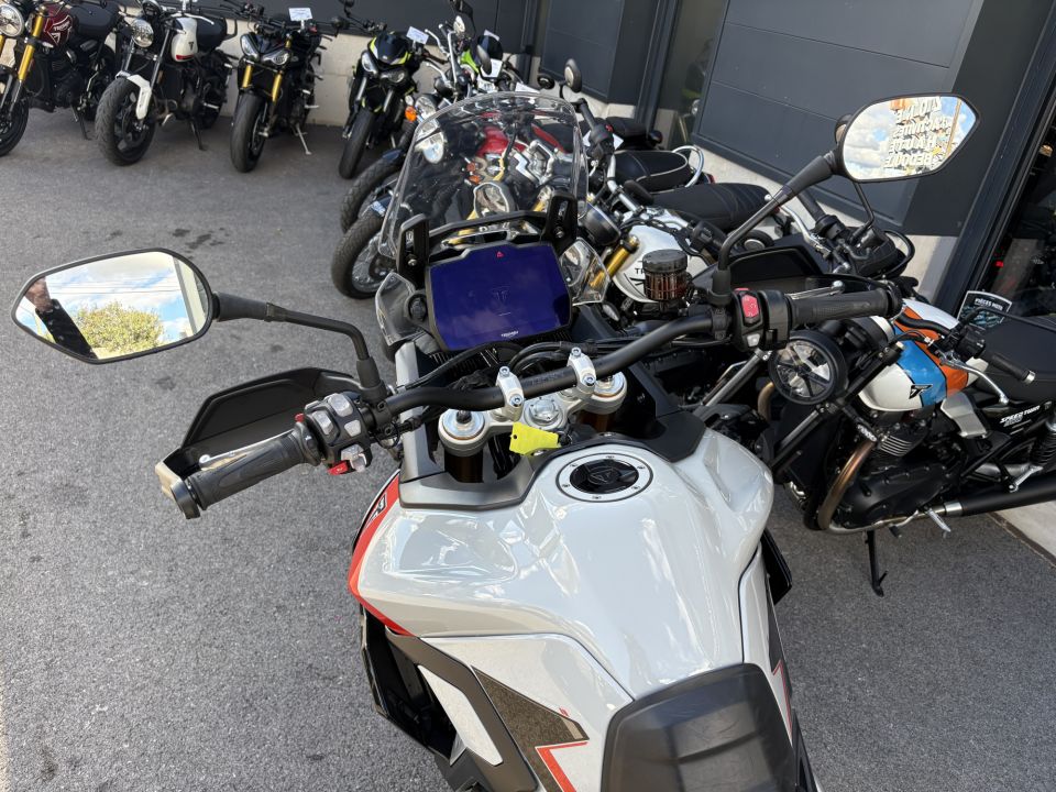 TRIUMPH TIGER 900 RALLY PRO 4