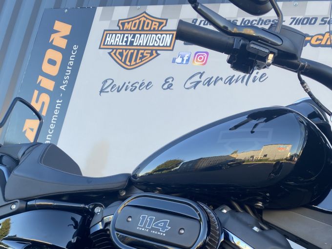 HARLEY-DAVIDSON SOFTAIL FAT BOB 1868 4