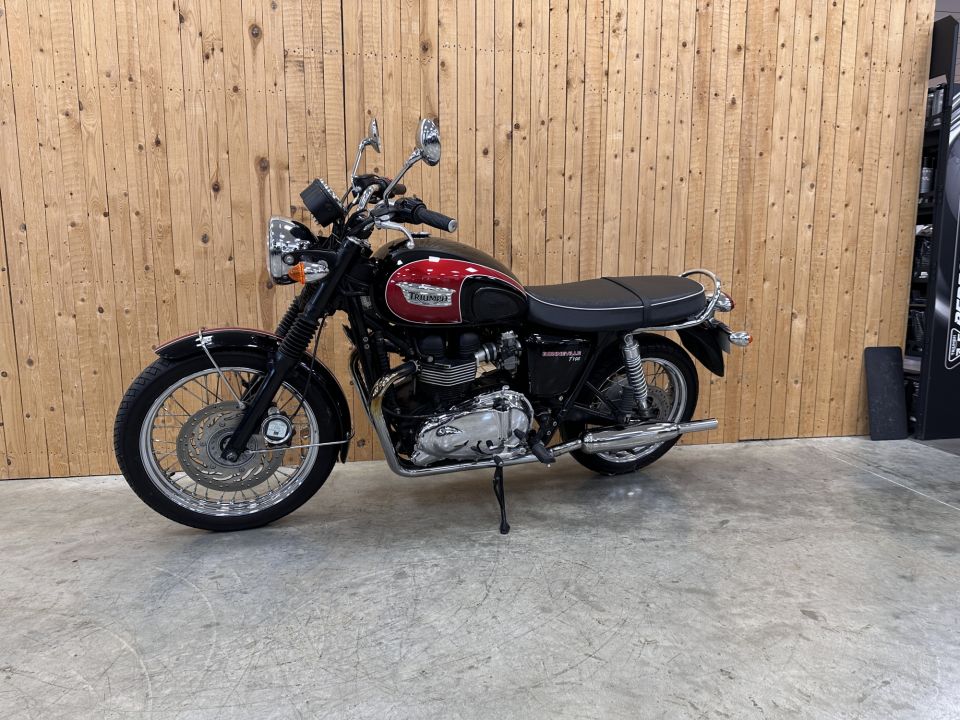 TRIUMPH Bonneville T100 4