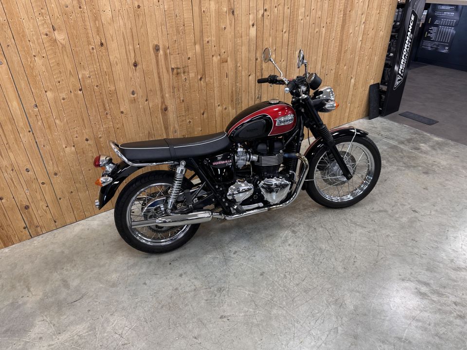 TRIUMPH Bonneville T100 4