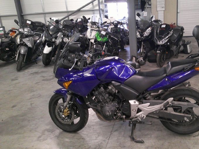 HONDA CBF 600 S 4