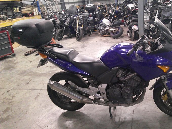 HONDA CBF 600 S 4