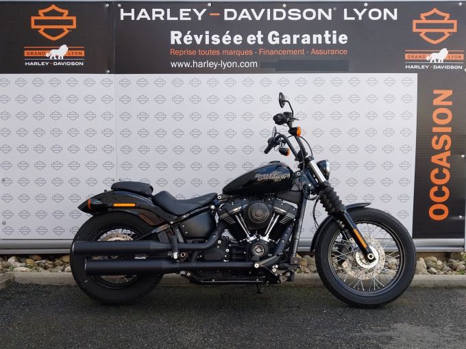 HARLEY-DAVIDSON SOFTAIL STREET BOB 1745 4