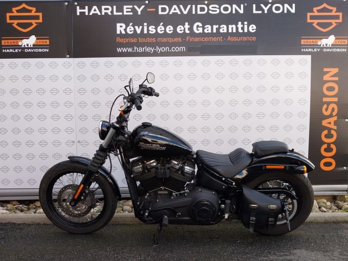 HARLEY-DAVIDSON SOFTAIL STREET BOB 1745 4