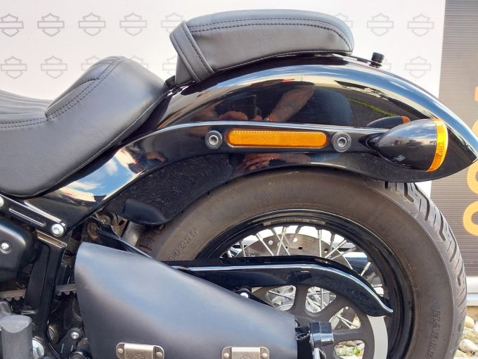 HARLEY-DAVIDSON SOFTAIL STREET BOB 1745 4