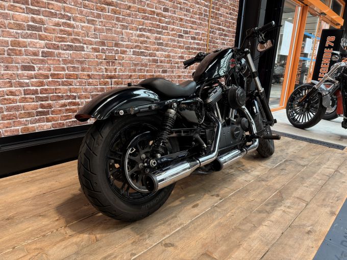 HARLEY-DAVIDSON SPORTSTER FORTY-EIGHT 1200 4