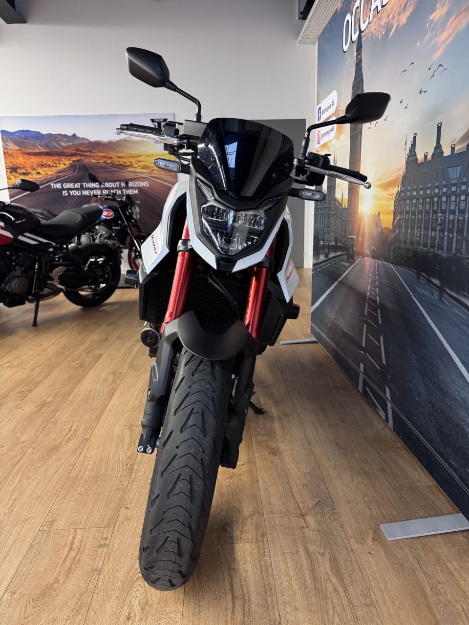 HONDA CB 750 HORNET 4