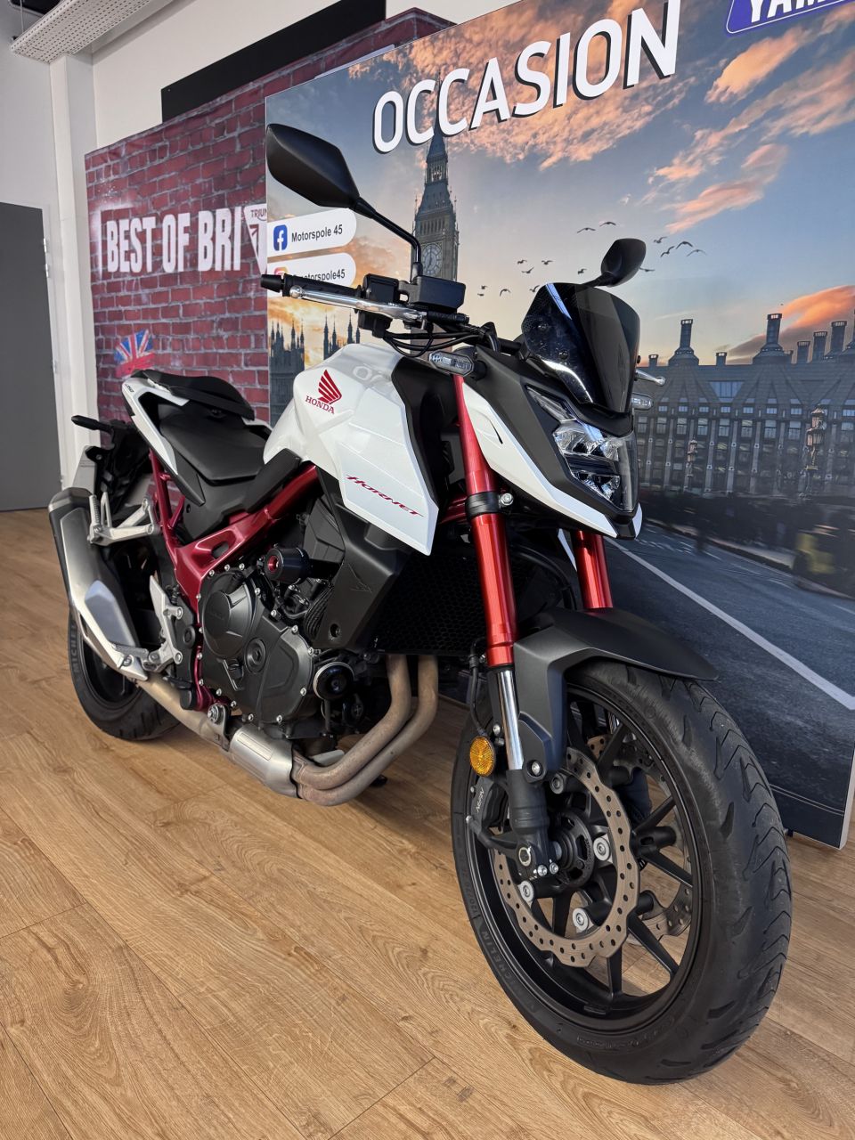 HONDA CB 750 HORNET 4