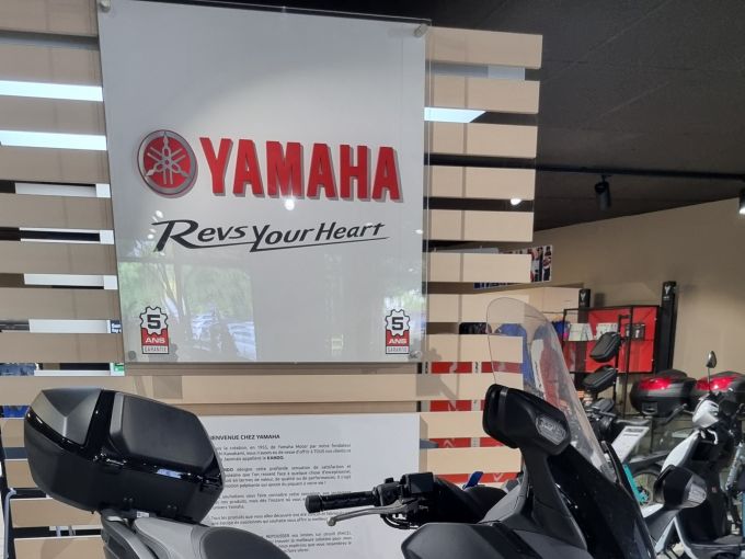 HONDA NSS FORZA 125 4