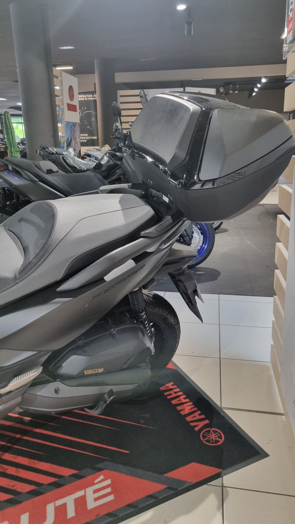 HONDA NSS FORZA 125 4