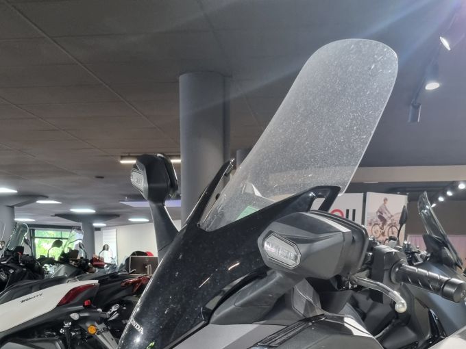 HONDA NSS FORZA 125 4