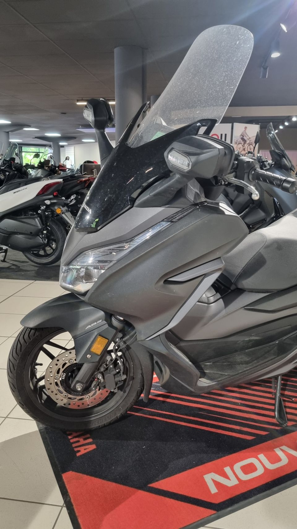 HONDA NSS FORZA 125 4