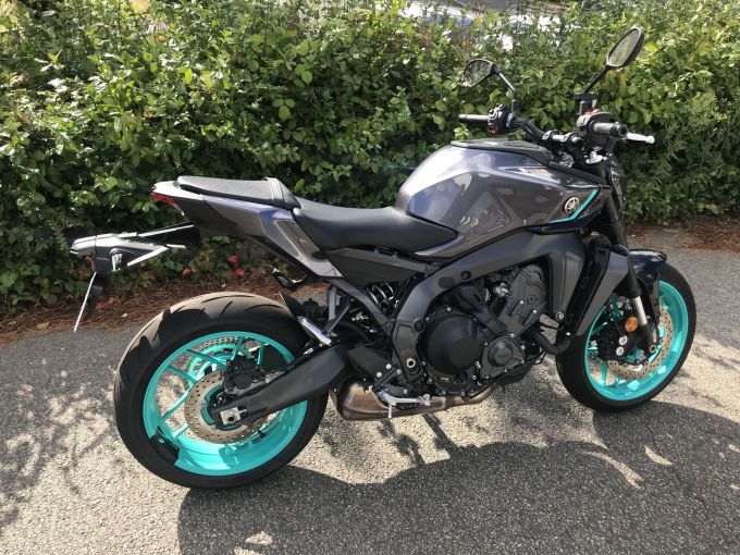YAMAHA MT-09  Y-AMT 4