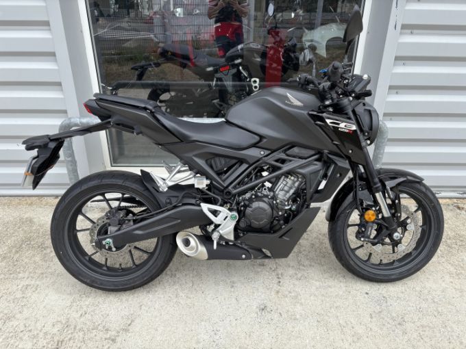 HONDA CB125R 4