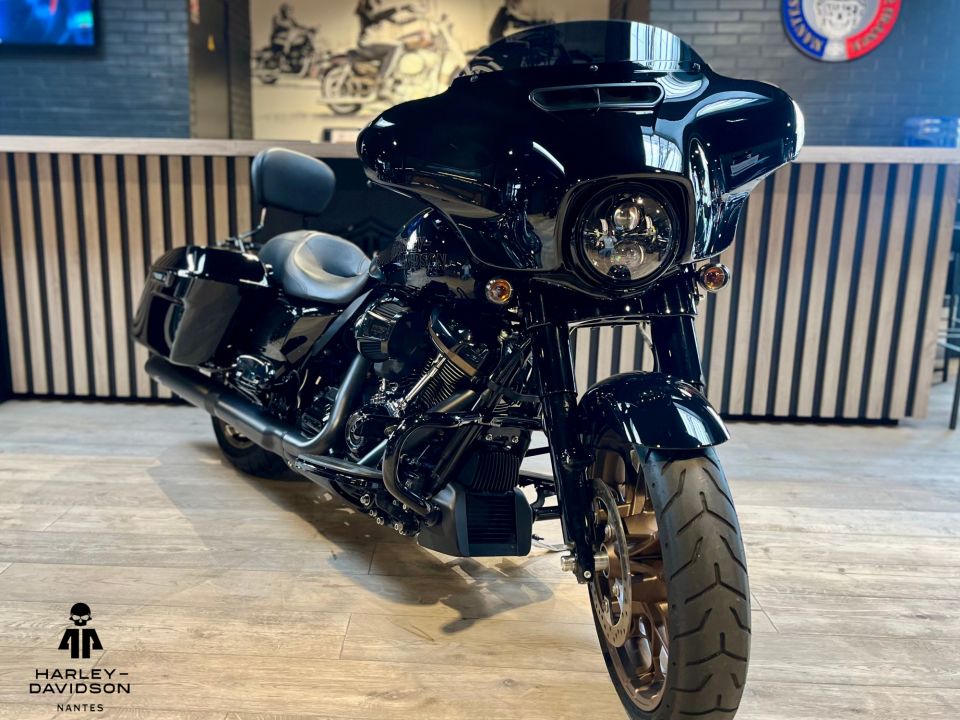 HARLEY-DAVIDSON TOURING STREET GLIDE 1923 ST 4