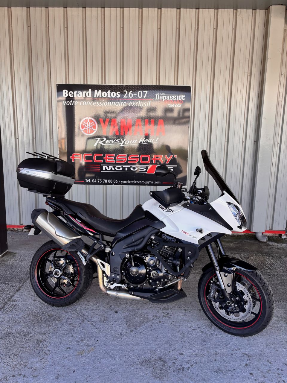 TRIUMPH TIGER 1050 SPORT 4