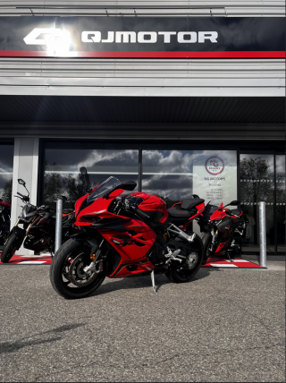 QJ MOTOR SRK 921 RR - 2025
