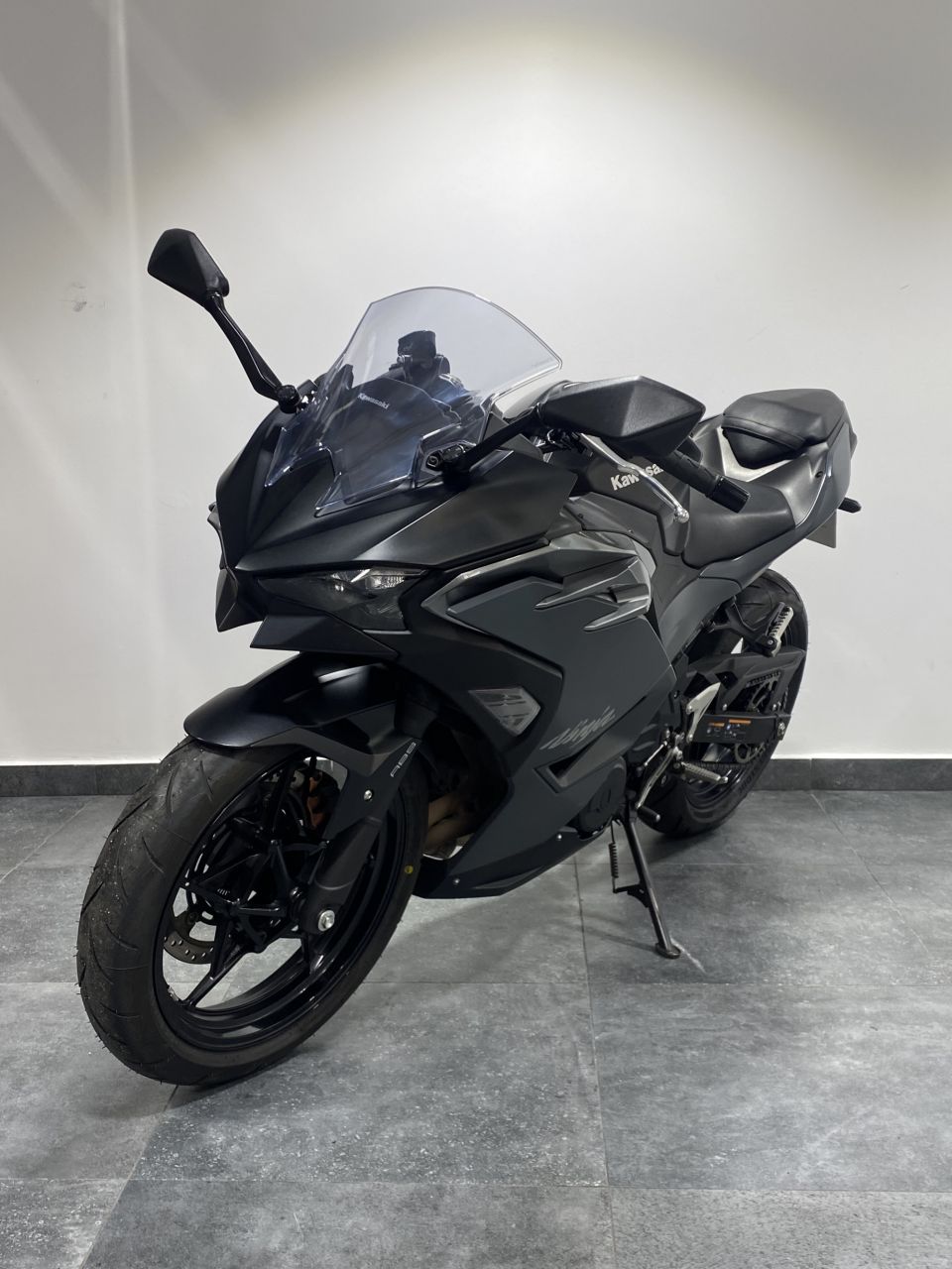 KAWASAKI Ninja 500 SE 4
