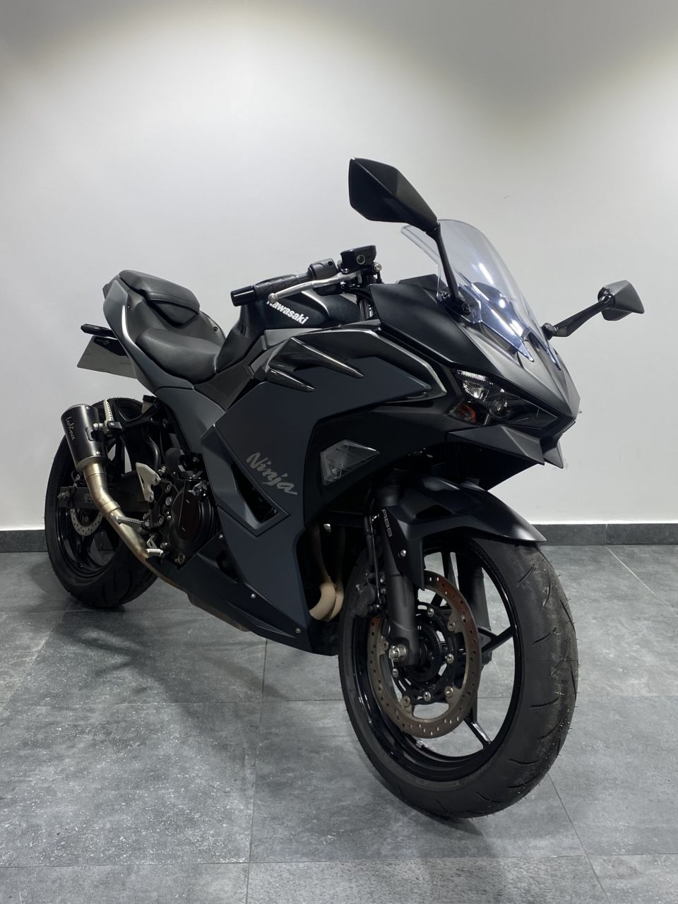 KAWASAKI Ninja 500 SE 4