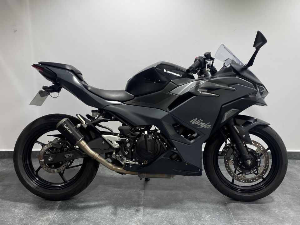 KAWASAKI Ninja 500 SE 4