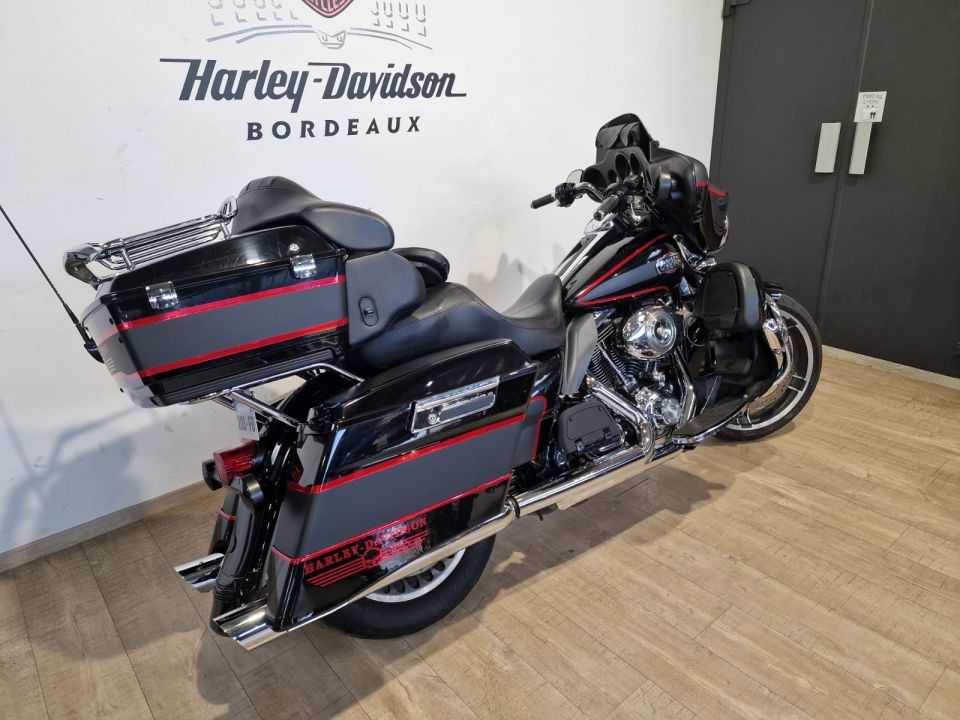 HARLEY-DAVIDSON TOURING ELECTRA GLIDE 1584 ULTRA CLASSIC 4