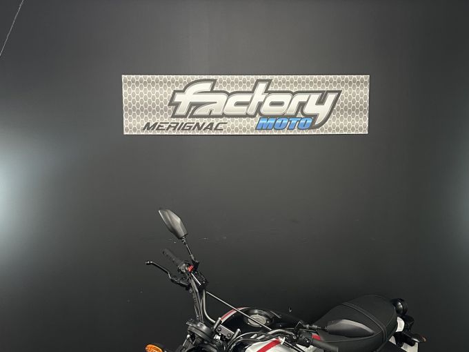 YAMAHA XSR 700 XTRIBUTE 4