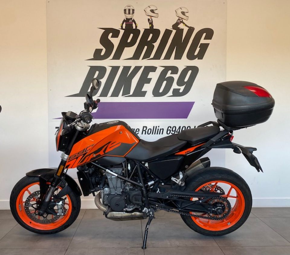 KTM 690 DUKE 4