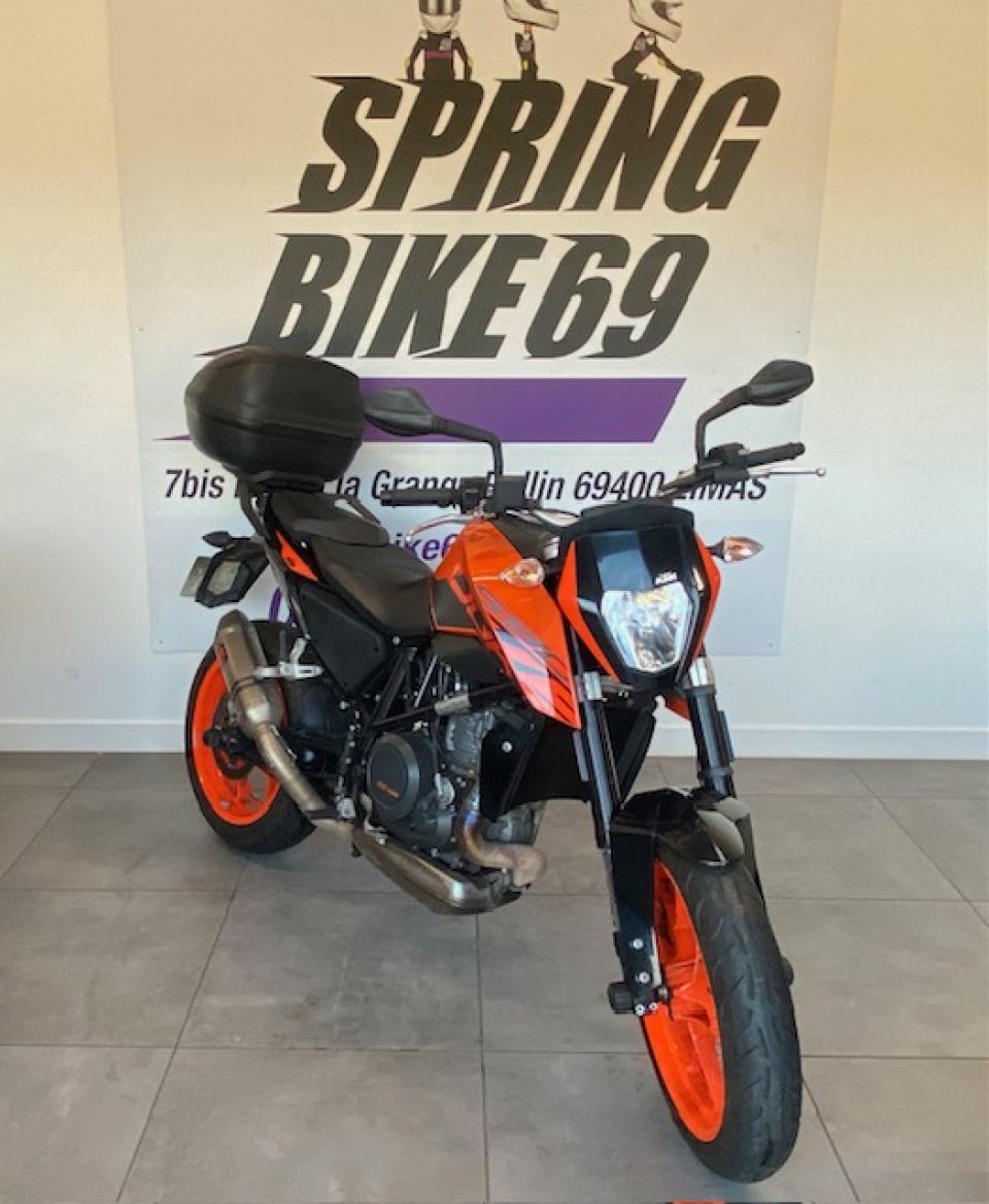 KTM 690 DUKE 4