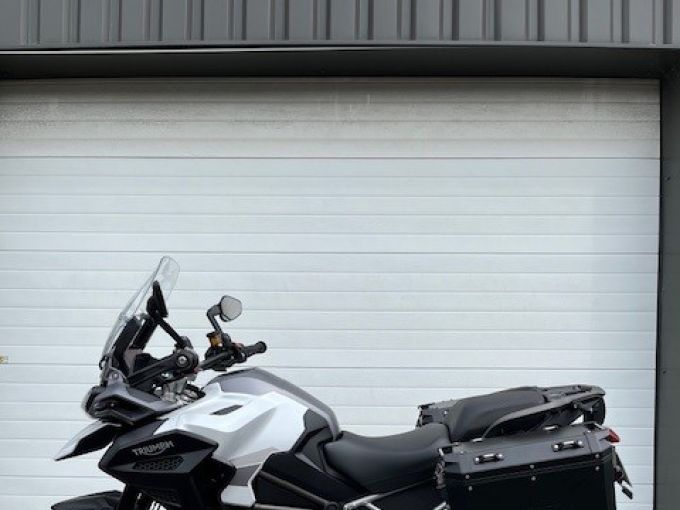 TRIUMPH TIGER 1200 GT EXPLORER 4