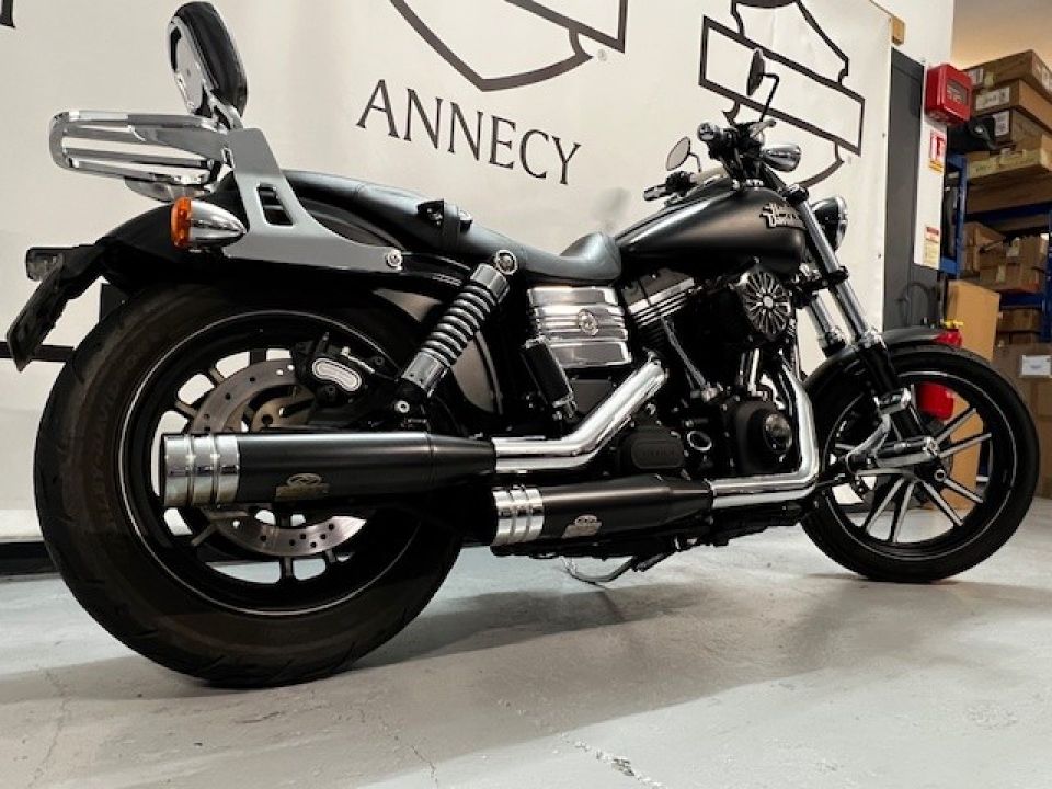 HARLEY-DAVIDSON DYNA STREET BOB 1690 4